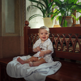 малыш в храме